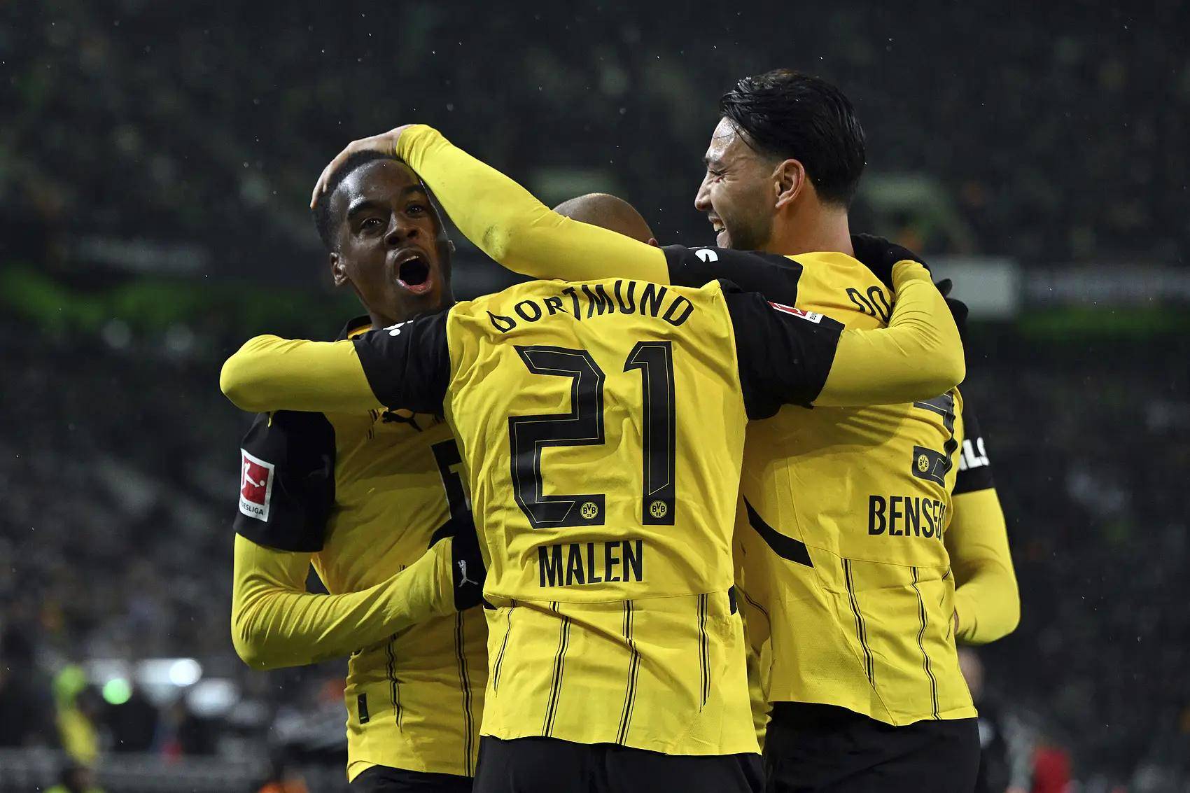 关于RB莱比锡在主场击败对手，赛季胜绩达到十场的信息