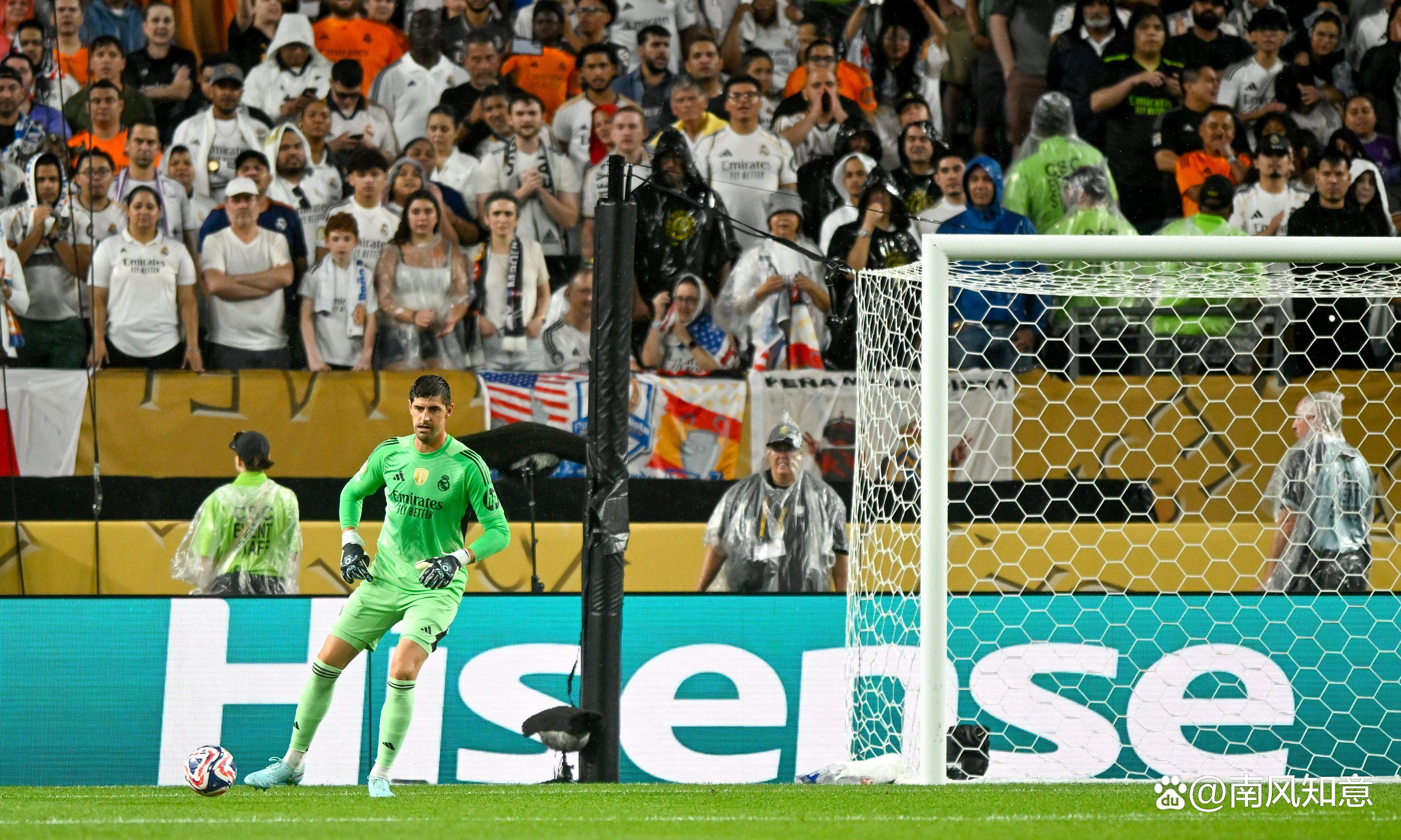 精彩对决！世界级球队在赛场上争夺