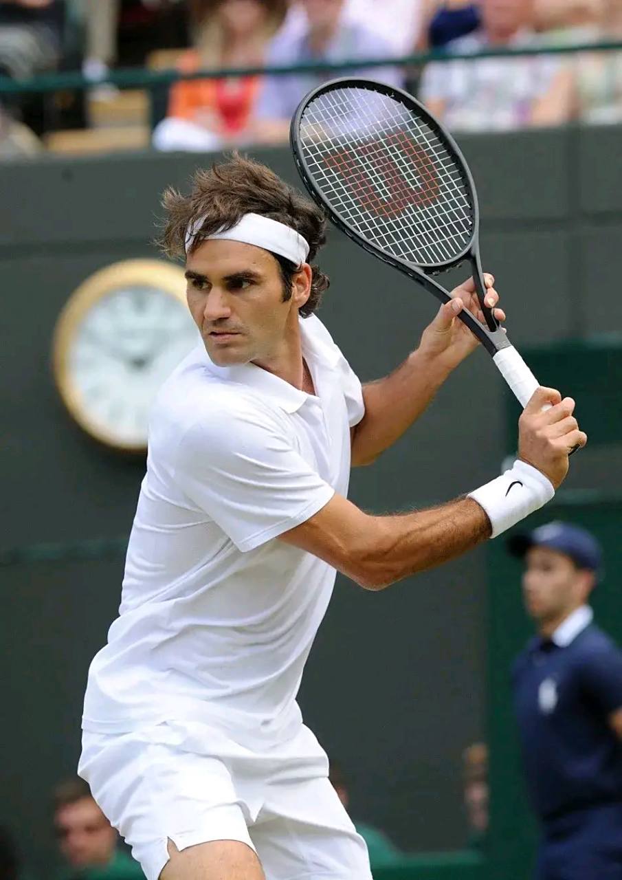 德国网球队横扫英国网球队,费德勒打破历史纪录的简单介绍 德国网球队横扫英国网球队,费德勒打破历史纪录的简单介绍