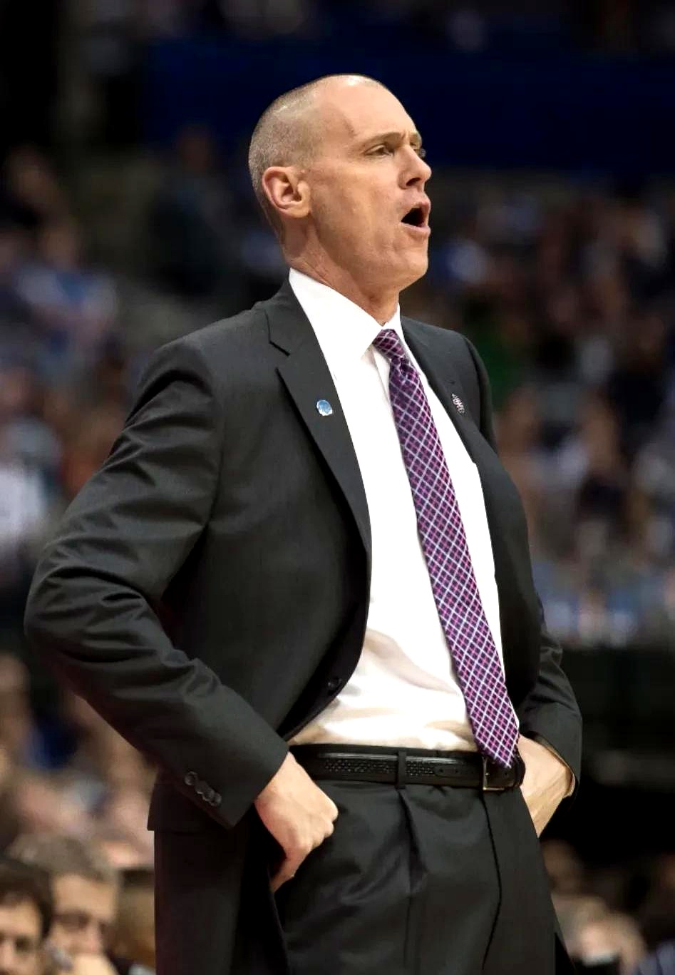 步行者队主帅霍尔迪亚在季后赛中做出英明决策的简单介绍