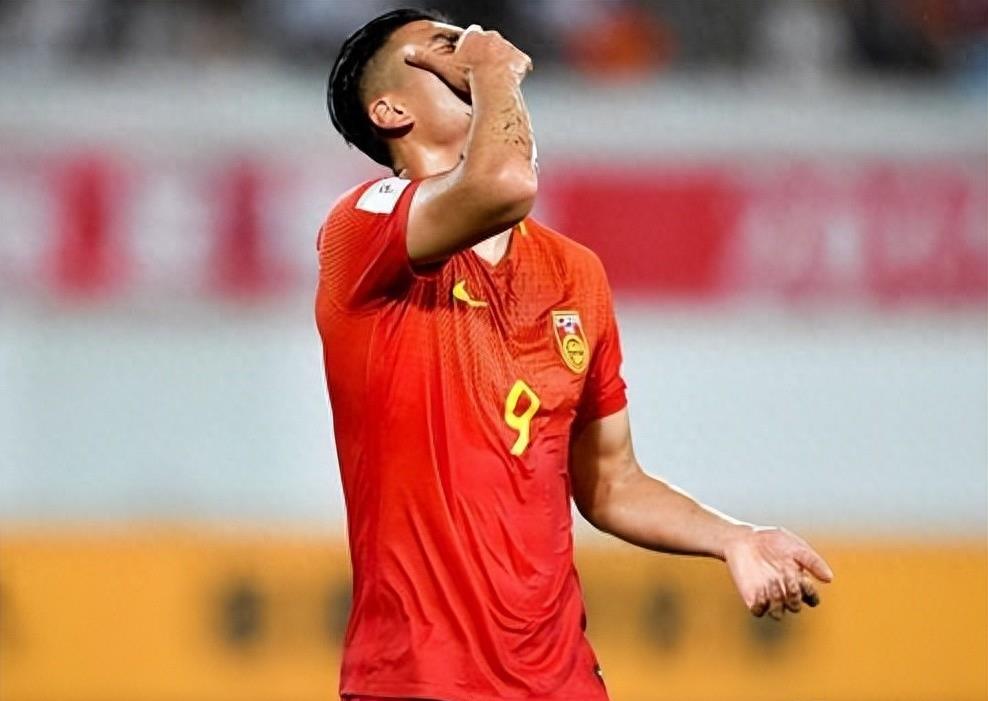 中国队在国际足球比赛中崭露头角