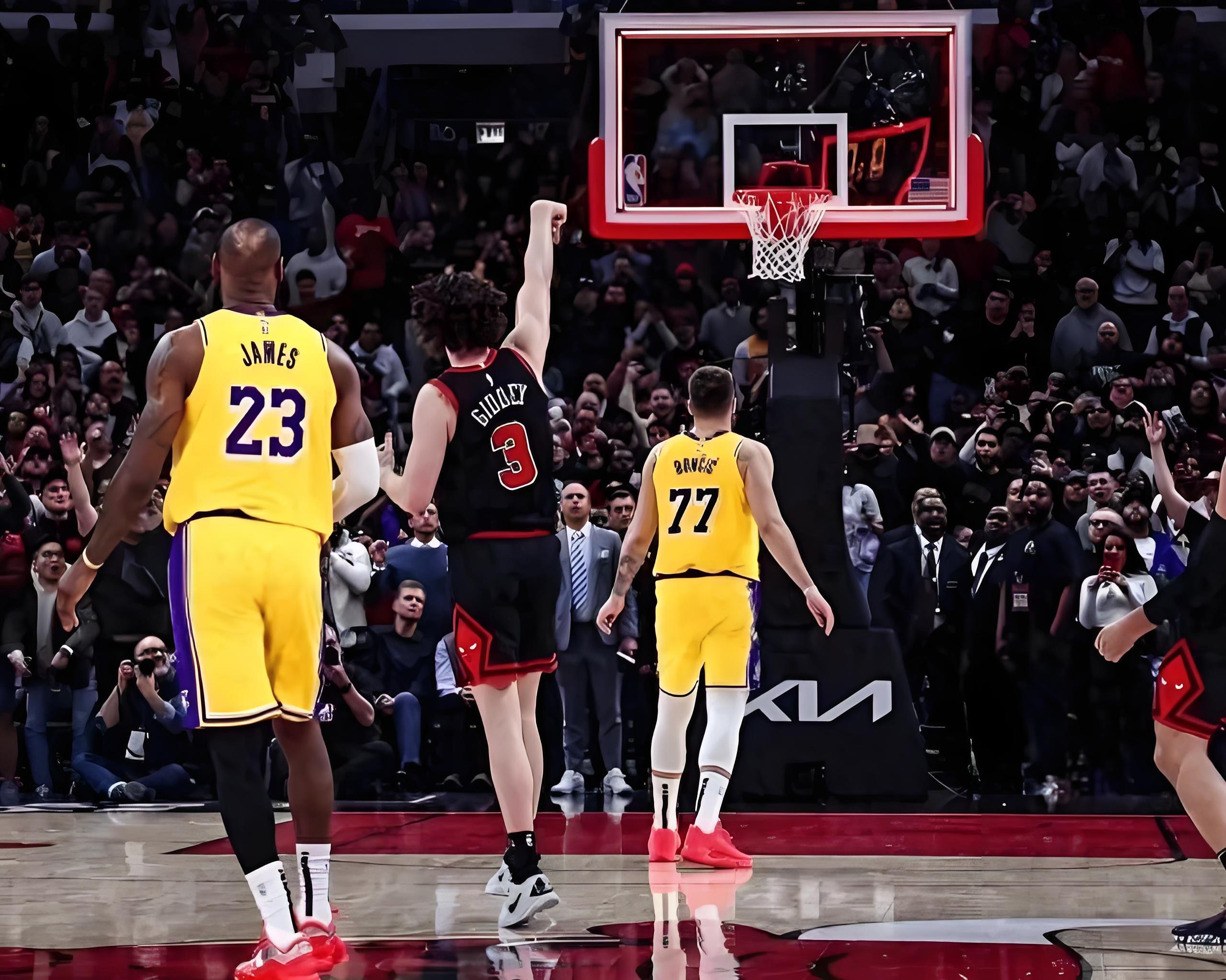 湖人逆转新疆队，杜兰特统治全场